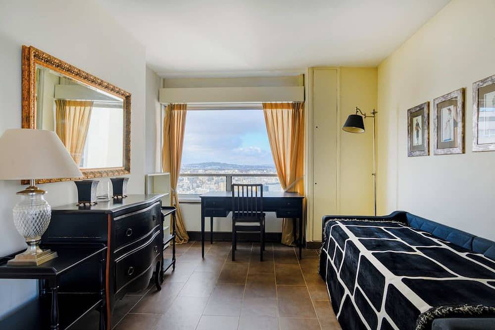 Ganze Wohnung, Paris Center Emeriau in Eiffelturm, Paris