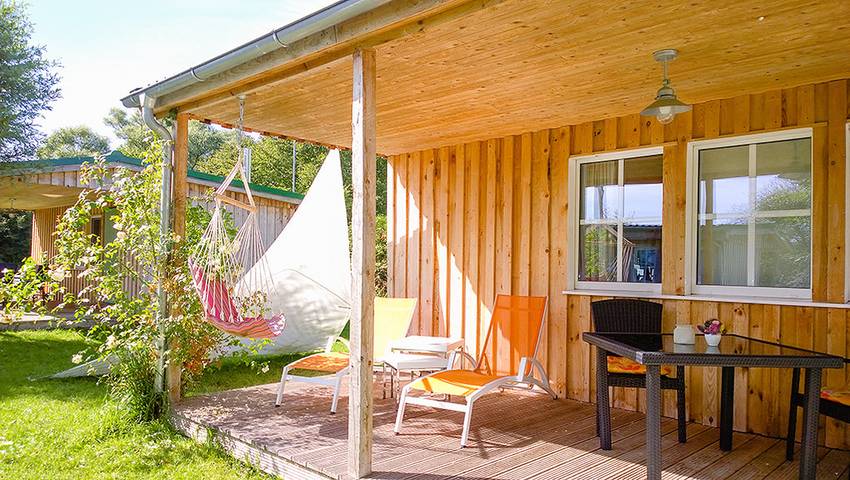Bungalow für 3 Personen, mit Terrasse in Lütow