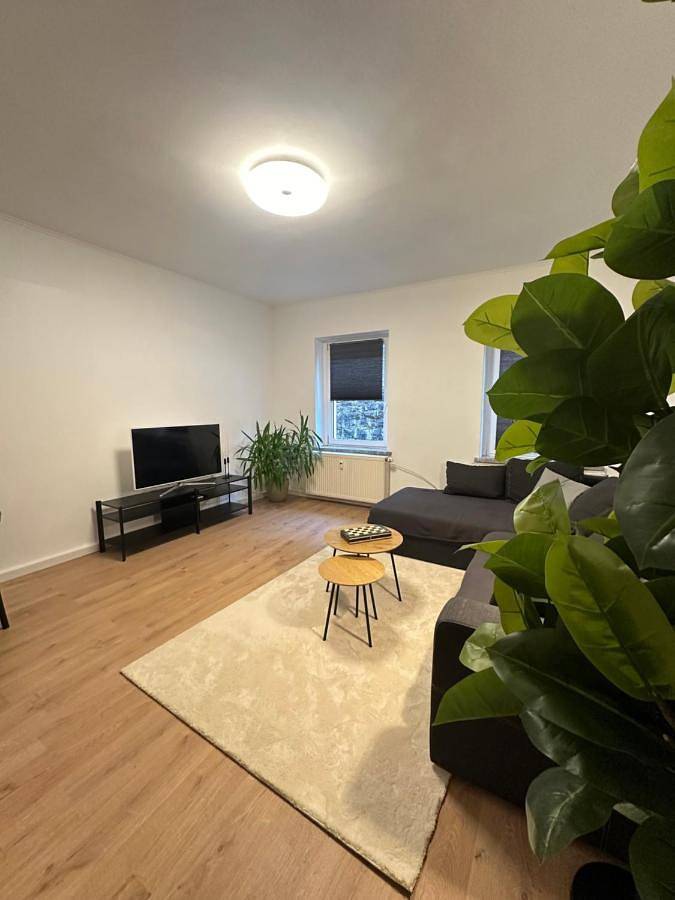 Ferienwohnung für 4 Personen, mit Garten und Ausblick in Aue