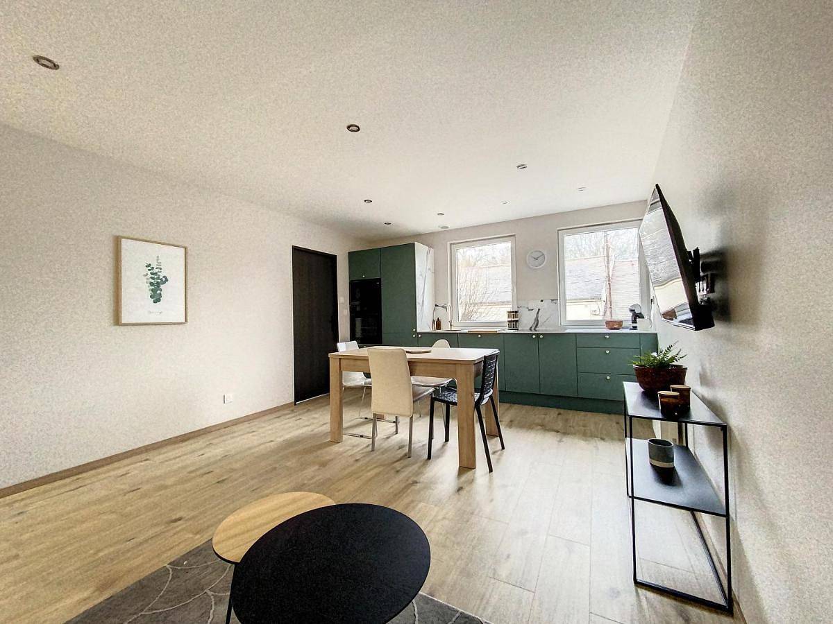 Appartement entier, One-Bedroom Apartment in Arc-sur-Tille, Région de Dijon