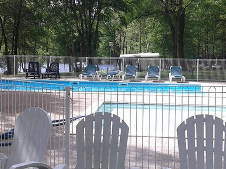 Camping de l'Etang du Merle  - Chalet 5 personnes - Chalet | 4/5 pers in Etang du Merle, Crux-la-Ville