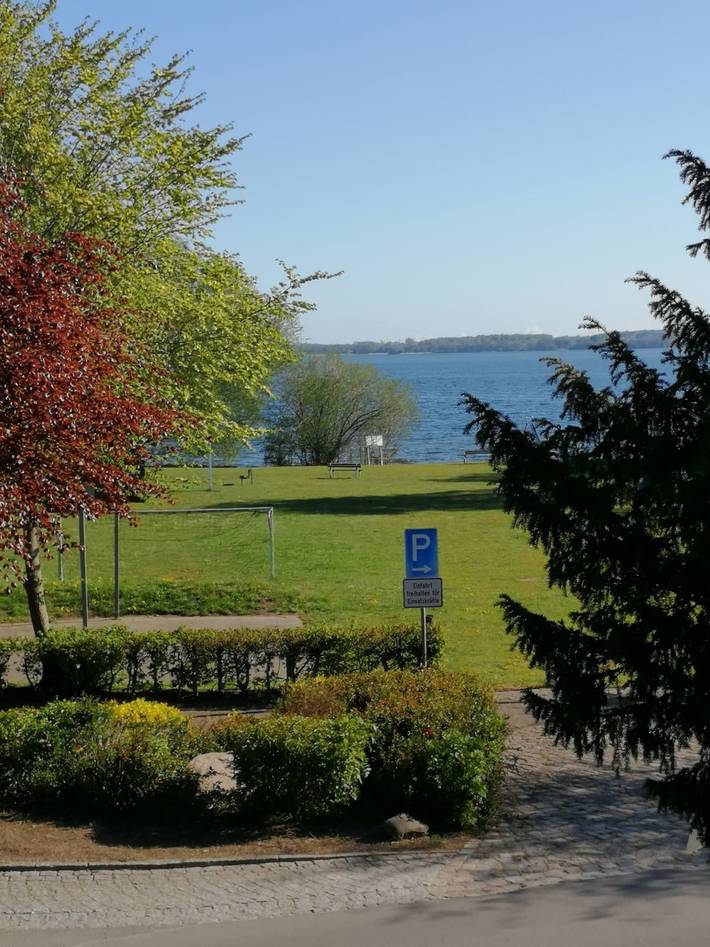 Ferienwohnung für 4 Personen, mit Garten und Seeblick in Bünsdorf