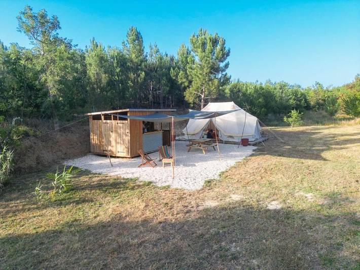 Camping für 2 Personen, mit Terrasse und Garten sowie Ausblick an der Algarve