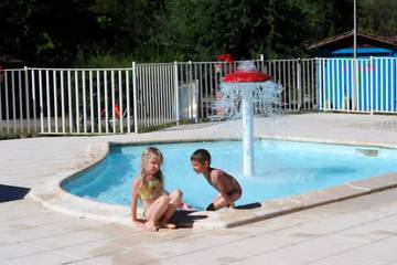 Camping pour 6 Personnes dans Thiviers, Périgord Vert, Photo 4