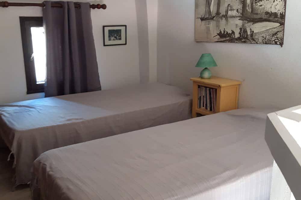 Appartement entier, Appt lumineux a tiuccia, superbe vue sur mer et montagne,tranquillite repos in Tiuccia, Casaglione