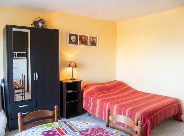 Gîte pour 4 personnes, avec terrasse dans La Bergerie - 4