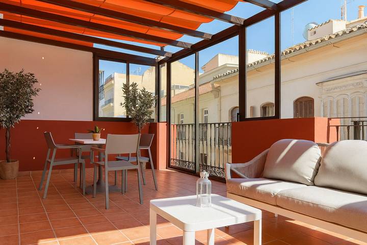 Apartment for 2 people, with terrace, with pets in Málaga Central District