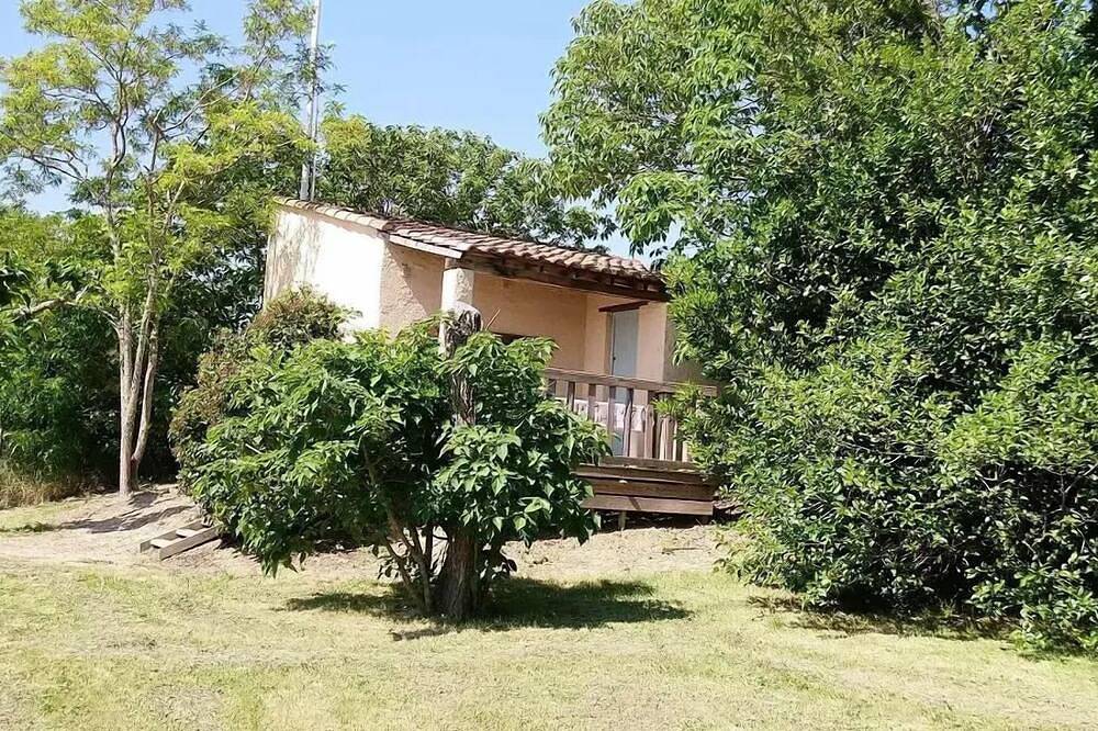Gîte - 2 Chambres (sans sanitaires) 4 personnes in Saint-Ambroix, Parc national des Cévennes