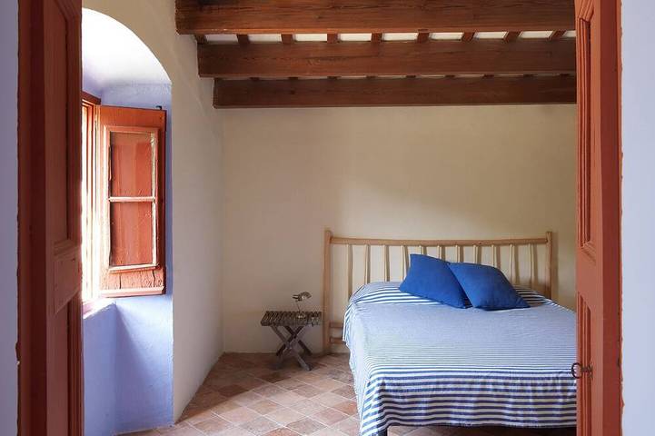 Location de vacances pour 15 personnes, avec jardin, animaux acceptés à Vall-llobrega - 4