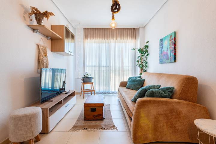 Gîte pour 8 personnes, avec balcon, animaux acceptés à Cabanes - 3