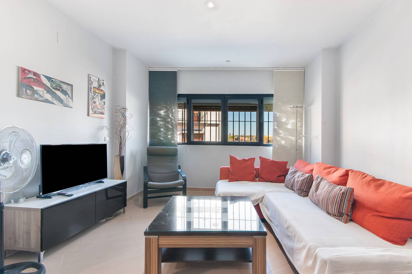 Entire apartment, Apartment 'Con Piscina Y Garaje' with Shared Pool and Wi-Fi in Villablanca, Costa de la Luz