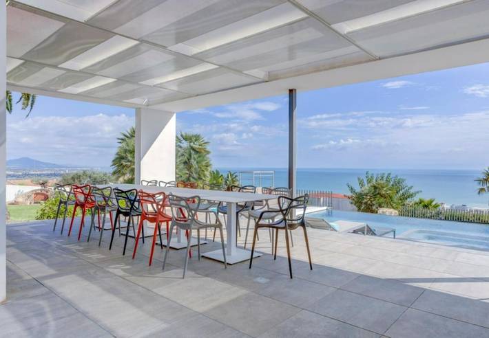 Casa rural para 16 personas, con jardín en Baix Maestrat - 2