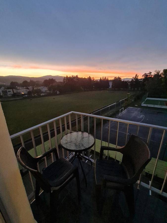 Gîte pour 4 personnes, avec balcon et vue à Prievidza