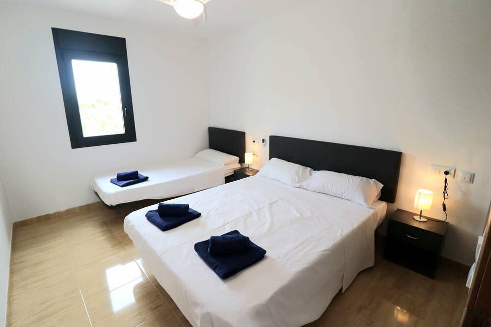 Casa Cristall 5 Heated Pool and Hot Tub in Miami Playa, Costa Dorada