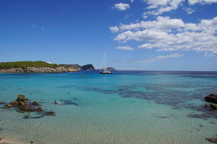 Bungalow voor 6 personen, met Terras en Tuin op Ibiza