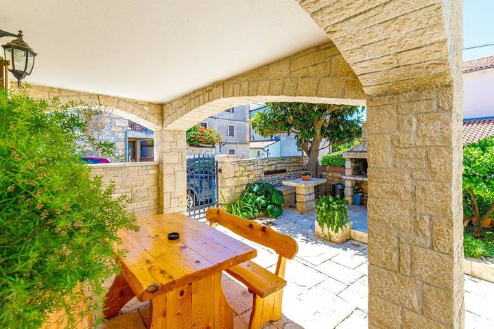 Ferienwohnung für 6 Personen, mit Balkon/Terrasse in Medulin - 3