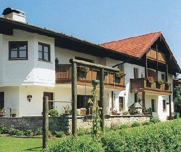 Ferienwohnung für 2 Personen, mit Terrasse und Seeblick in Seebruck - 2