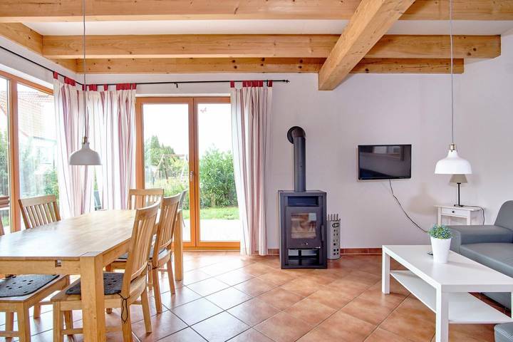 Ferienwohnung für 5 Personen, mit Garten, mit Haustier in Fuhlendorf - 4