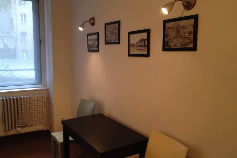 Apartamento entero, A partir de Eur 40/día o Eur 240/semana apartamento en el centro de Budapest in Budapest, Közép-Magyarország