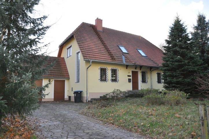 Ferienhaus für 8 Personen, mit Terrasse und Garten