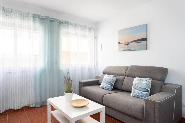 Ferienwohnung für 4 Personen, mit Terrasse und Pool sowie Ausblick in La Jaca