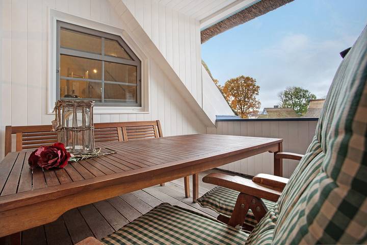 Ferienwohnung für 4 Personen, mit Sauna und Whirlpool sowie Balkon, kinderfreundlich in Zingst