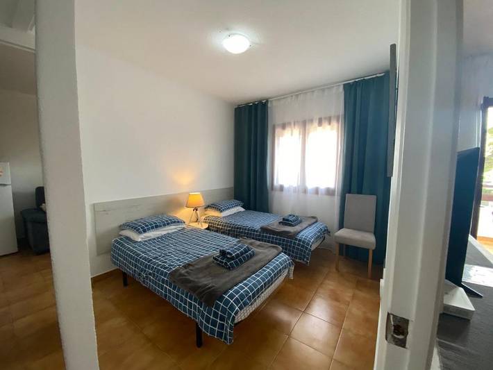 Gîte pour 4 personnes, avec jardin et vue dans Santiago de la Ribera - 3