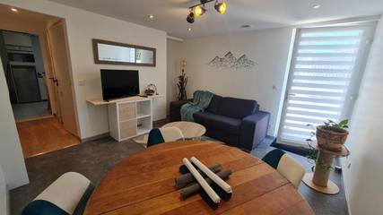 Gîte pour 6 personnes, avec jardin, animaux acceptés à La Balme-de-Sillingy