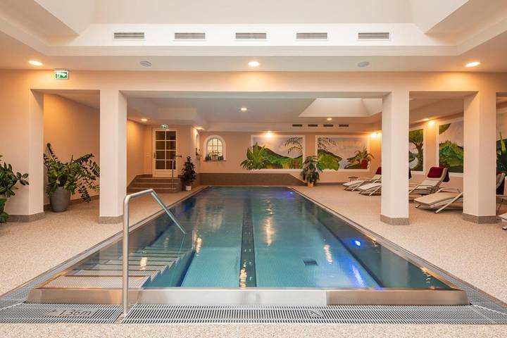 Hotel für 2 Personen, mit Pool und Balkon sowie Sauna und Ausblick