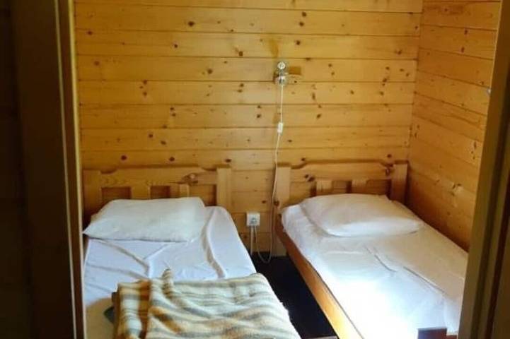 Gîte pour 4 personnes, avec Terrasse ainsi que Jardin et Piscine à Simiane-la-Rotonde - 3