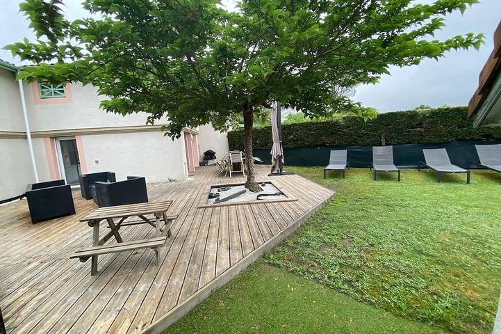 Ferienhaus für 6 Personen, mit Terrasse und Garten - 1