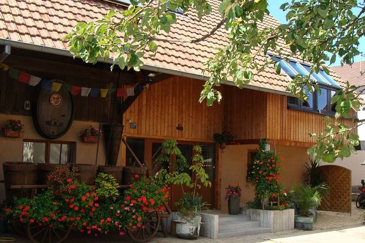 Location de vacances pour 8 personnes, avec jardin à Wihr-au-Val