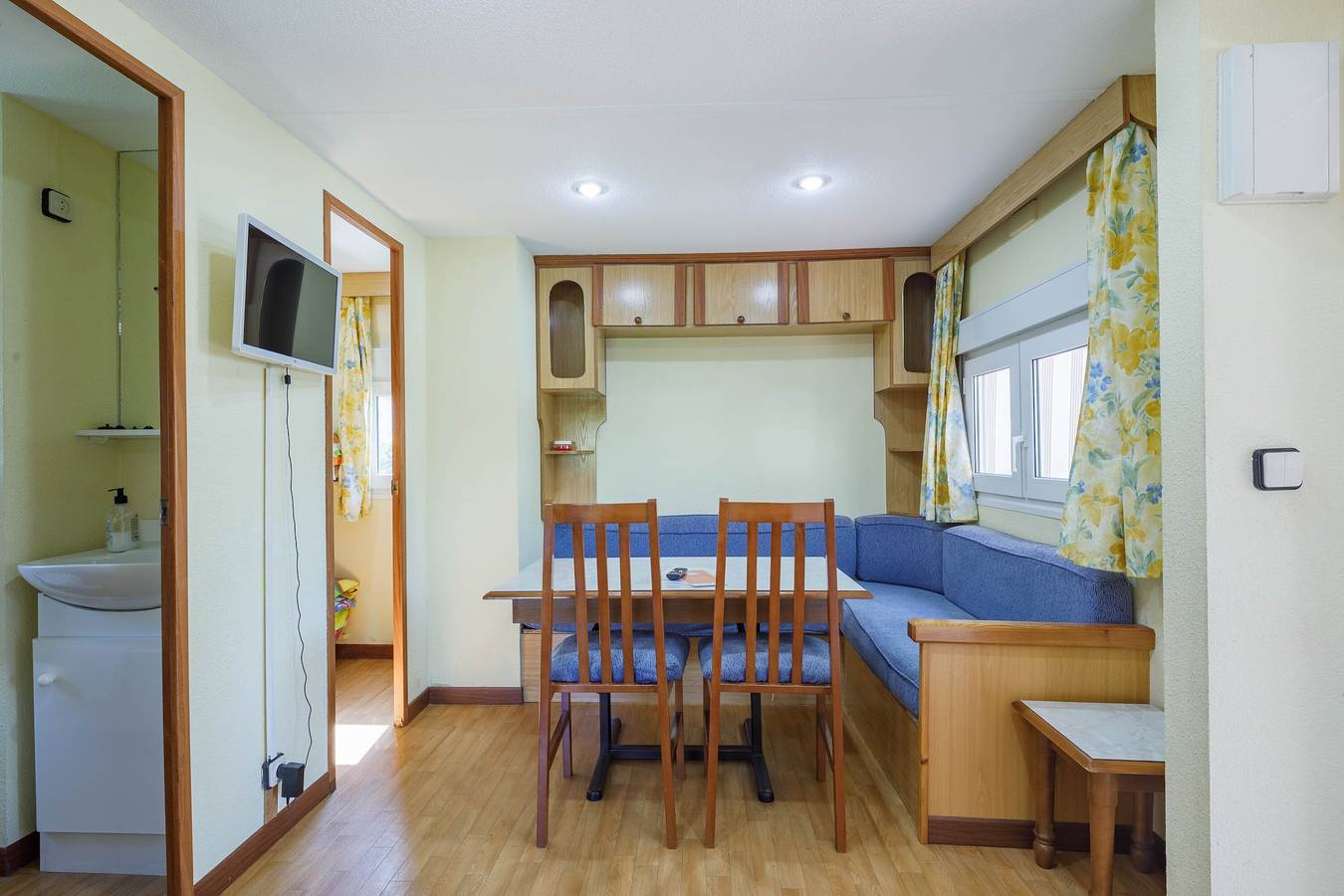 Bungalow 'B1' met privézwembad, privéterras en Wifi, foto 12