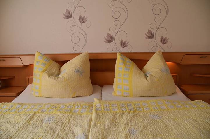 Ferienwohnung für 6 Personen, mit Garten und Balkon in Schenkendöbern - 4