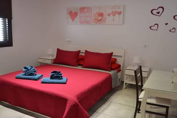 Appartement entier, Appartement Chloé, Puerto del Carmen à une minute de la plage ... in Puerto del Carmen, Lanzarote