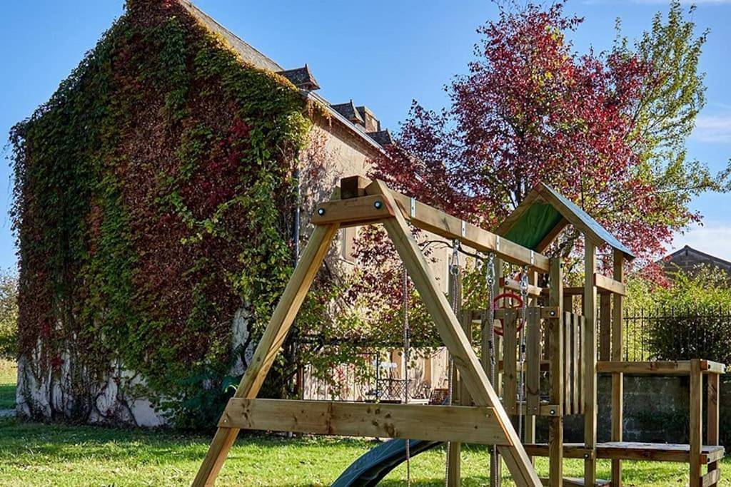 Six-Bedroom House in Pierric, Région de Châteaubriant