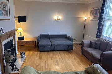 Apartment for 4 People in Solihull, Birmingham Area, Photo 4
