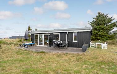 Ferienhaus für 4 Personen, mit Terrasse und Garten, mit Haustier in Klitmøller