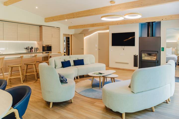 Gîte pour 8 personnes, avec Bassin pour enfant