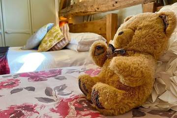 Glamping for 8 People in Peak District, Midlands, Photo 3
