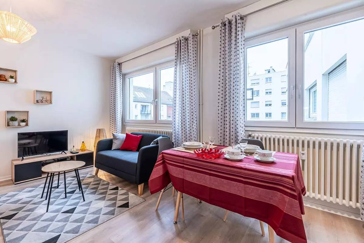 Entire apartment, Apartments for 2 People in Thionville, Moselle