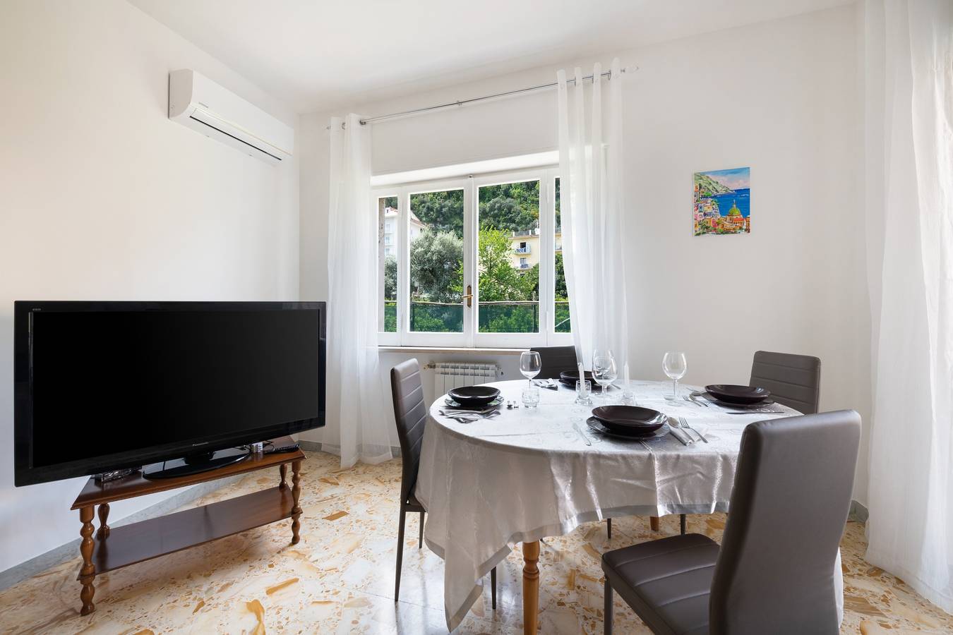 Casa vacanze 'Casa Mamma Margherita' con vista montagna, Wi-Fi e aria condizionata in Sorrento, Sorrento Coast