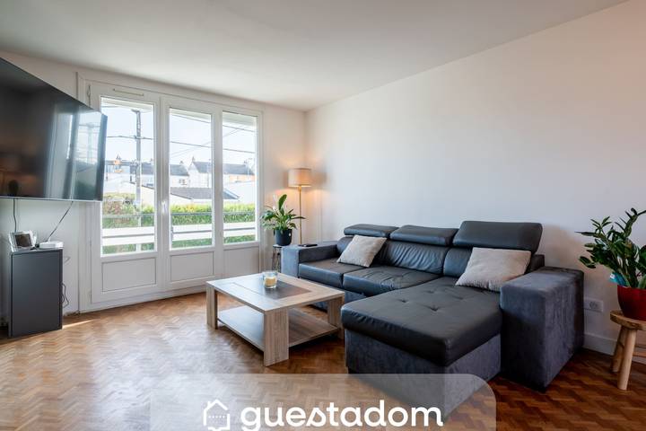 Location de vacances pour 4 personnes, avec Balcon et Jardin à Le Mans