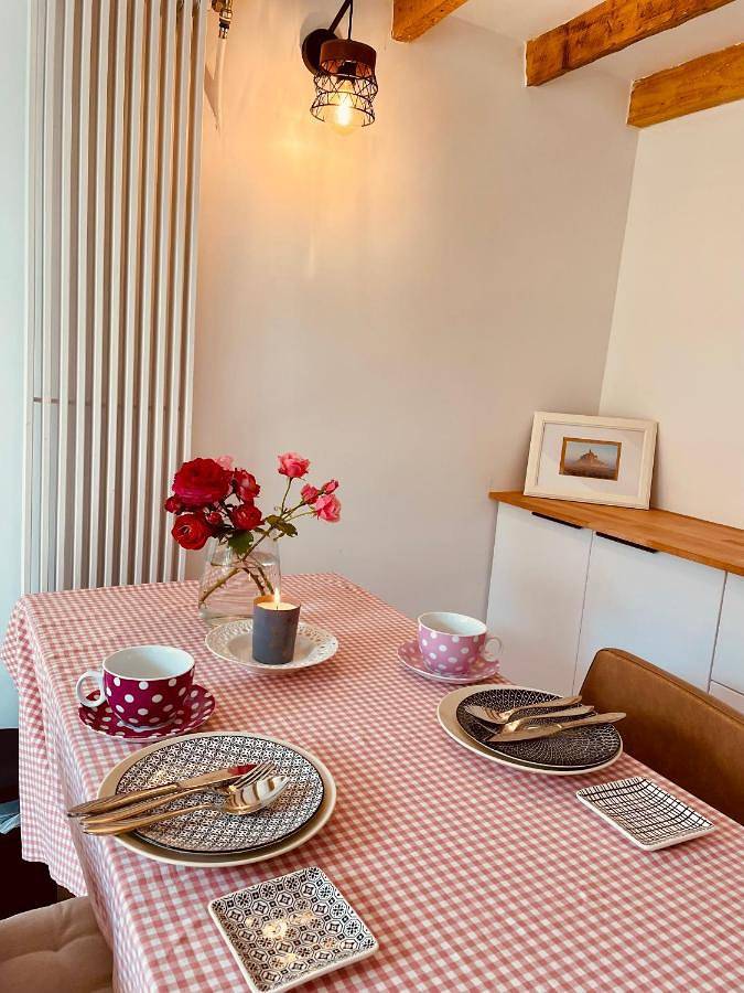 Villa with Garden View in Bourg-la-Reine, Hauts-de-Seine
