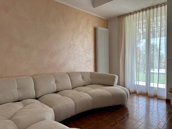 Ferienhaus für 8 Personen, mit Whirlpool und Balkon sowie Garten in Garda - 2