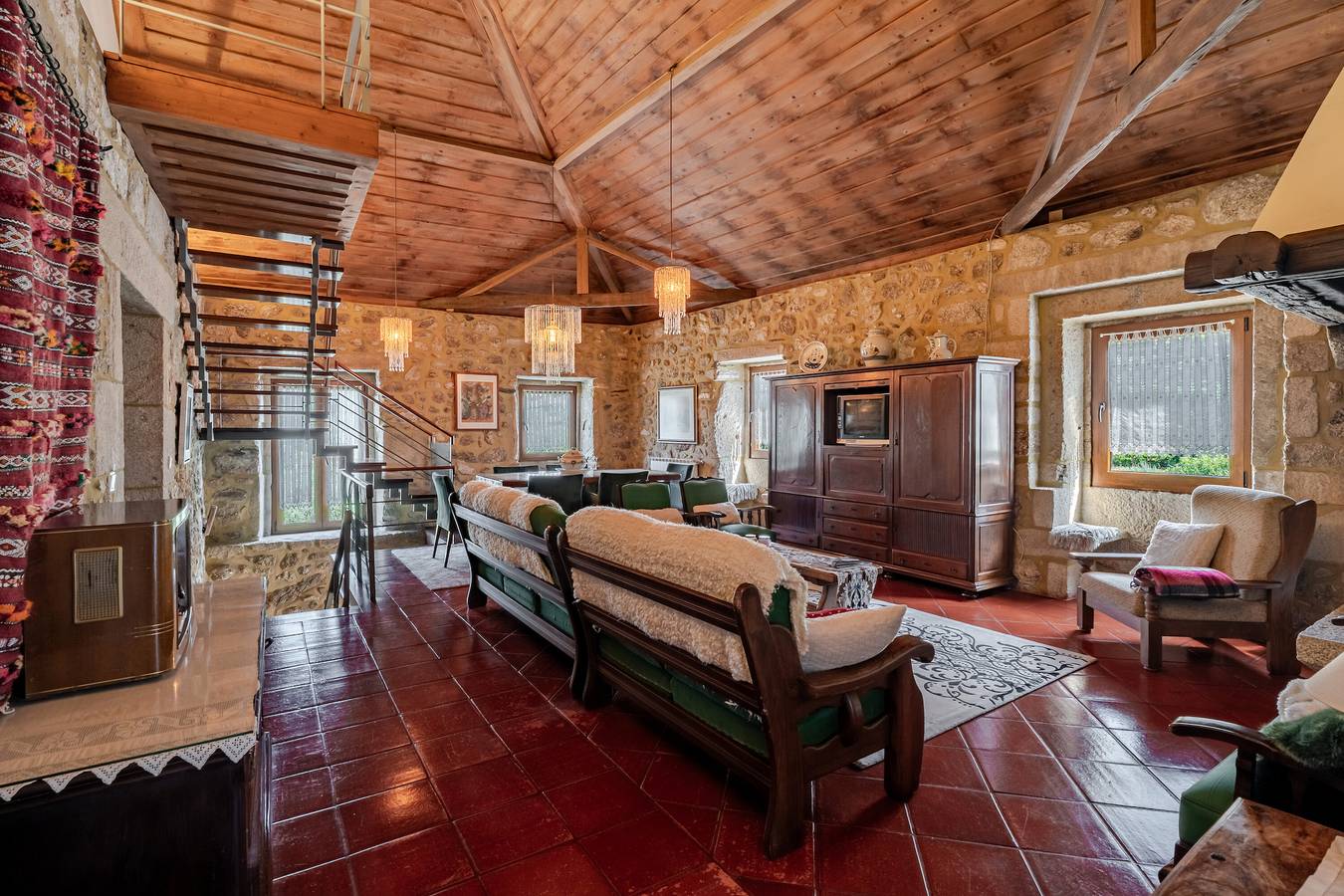 Casa di campagna 'Eido Da Devesa' con vista sulle montagne, piscina privata e Wi-Fi in Bárrio e Cepões, Distrito de Viana do Castelo