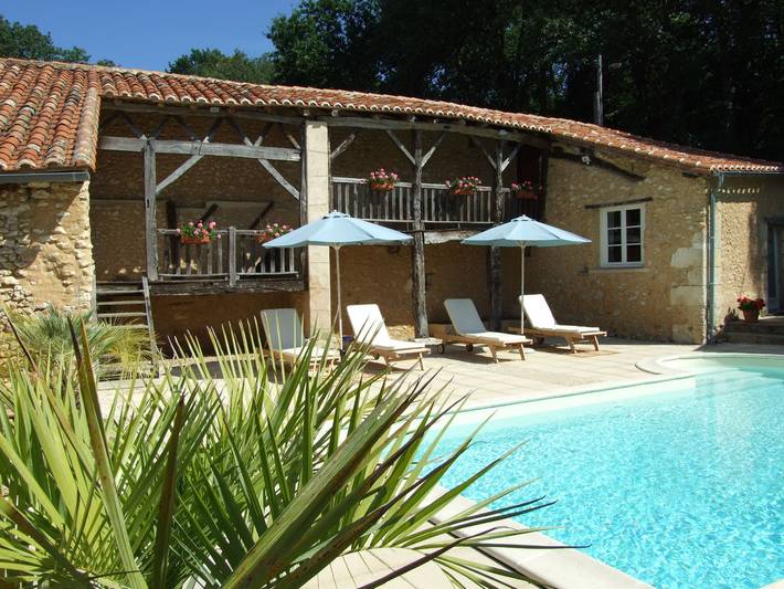 Gîte pour 4 personnes, avec piscine