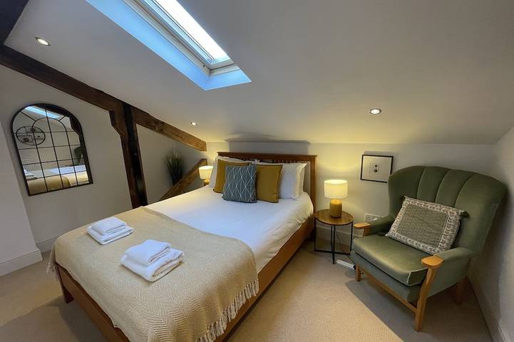 The Bell Tower, pet friendly, character holiday cottage in Inverness in Inverness, Highlands