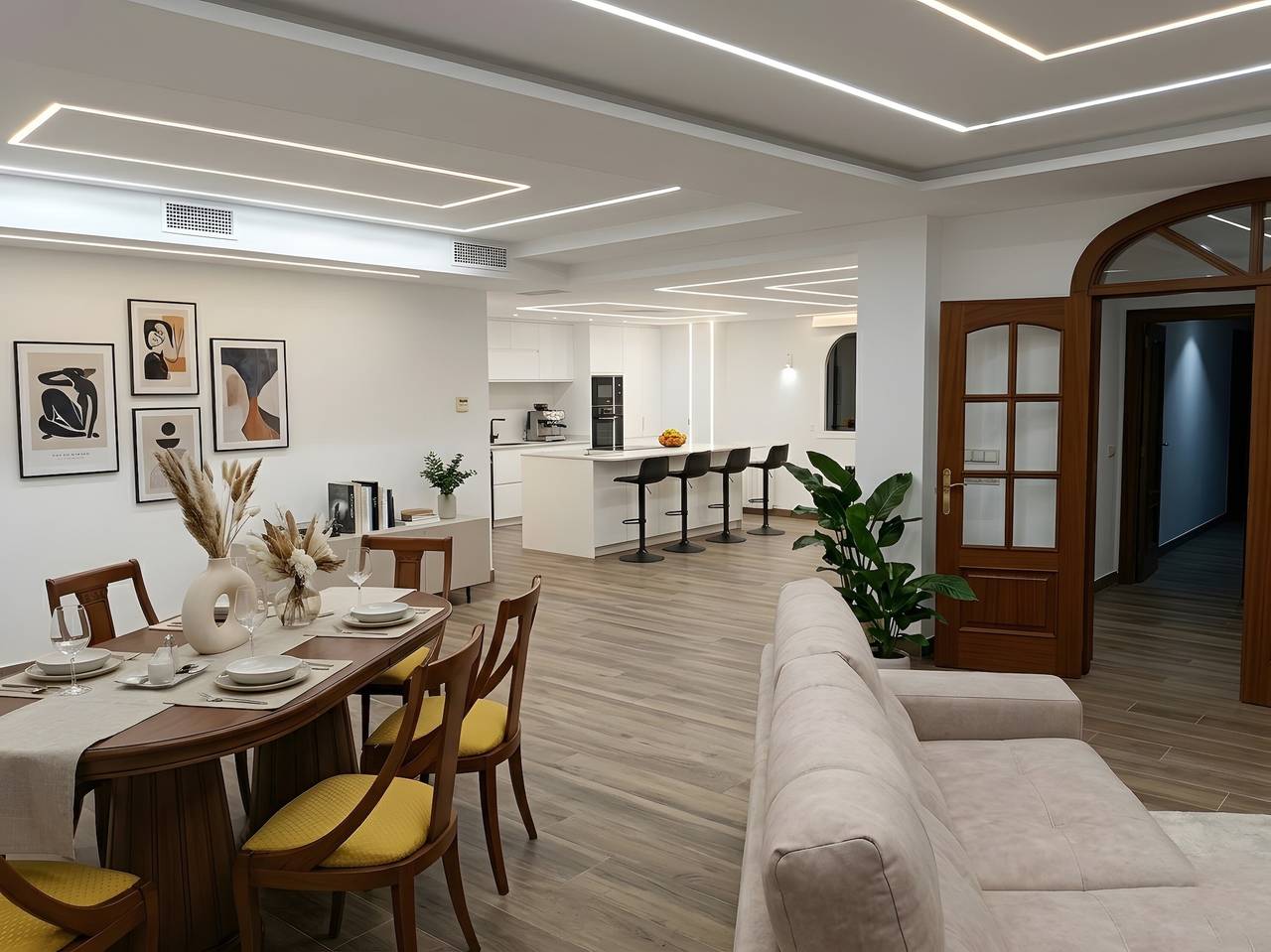 Villa for 15 People in Almuñecar, Costa Tropical