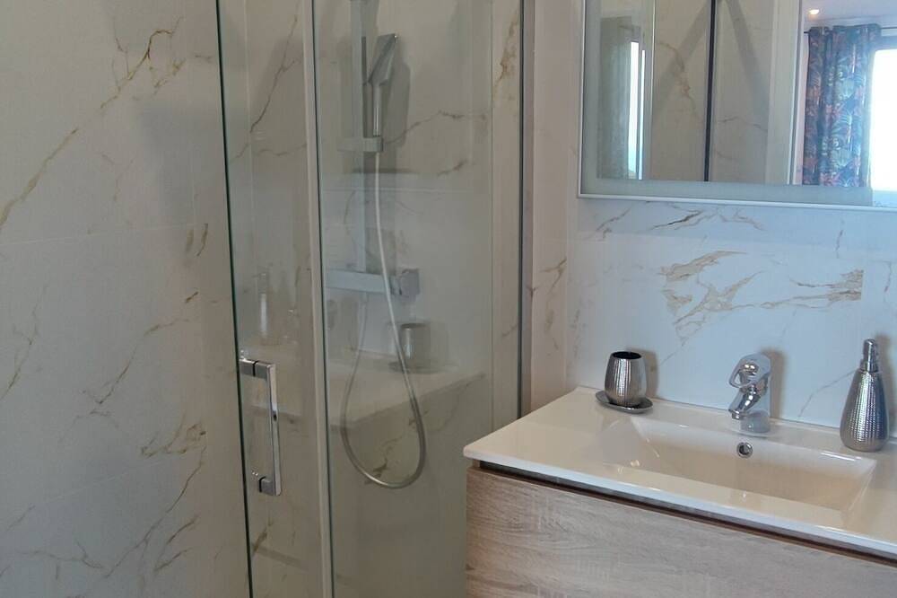 Appartement entier, Appartement indépendant vue exceptionnelle in La Turbie, Côte méditerranéenne (France)